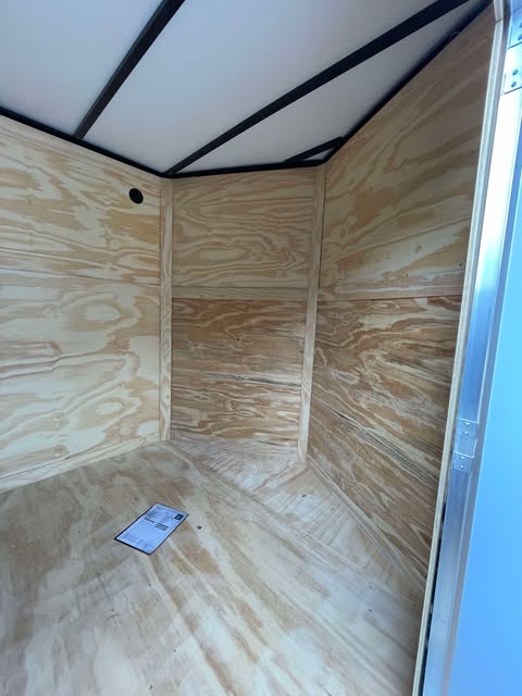 7x16Ta 7' Interior