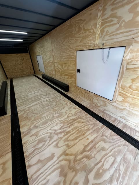 8.5x36TTA5 8' Interior