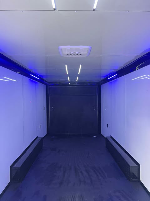 8.5X24TA3 7'6" Interior