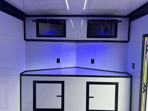 8.5X24TA3 7'6" Interior