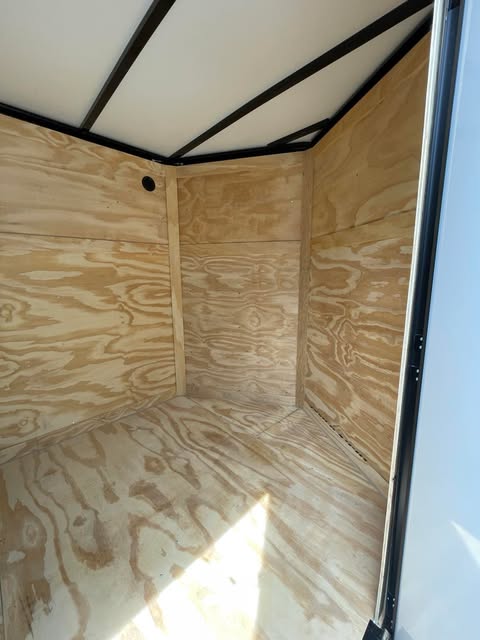 6x12TA 6'3" Interior