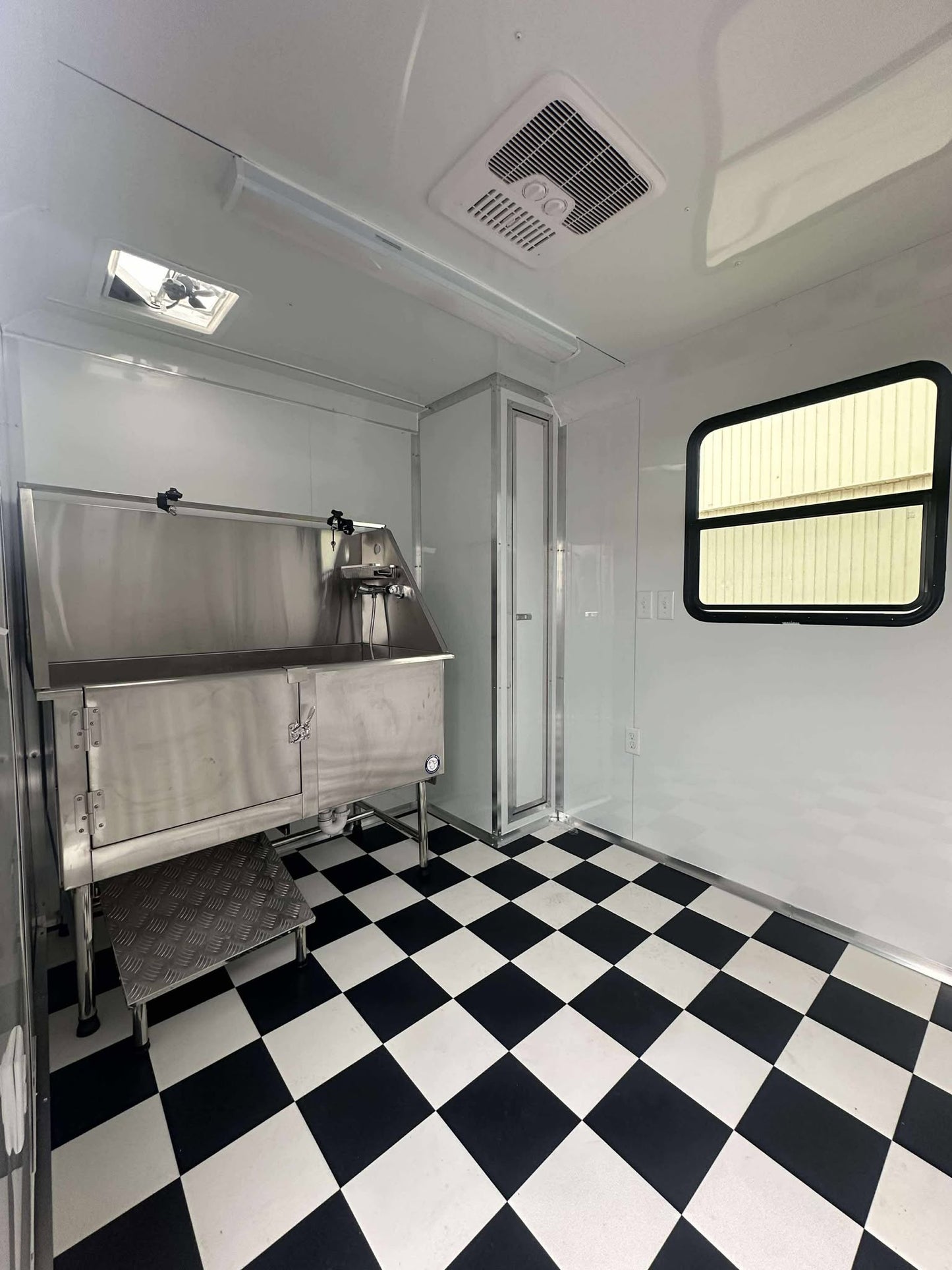 7x14TA Pet Grooming Trailer