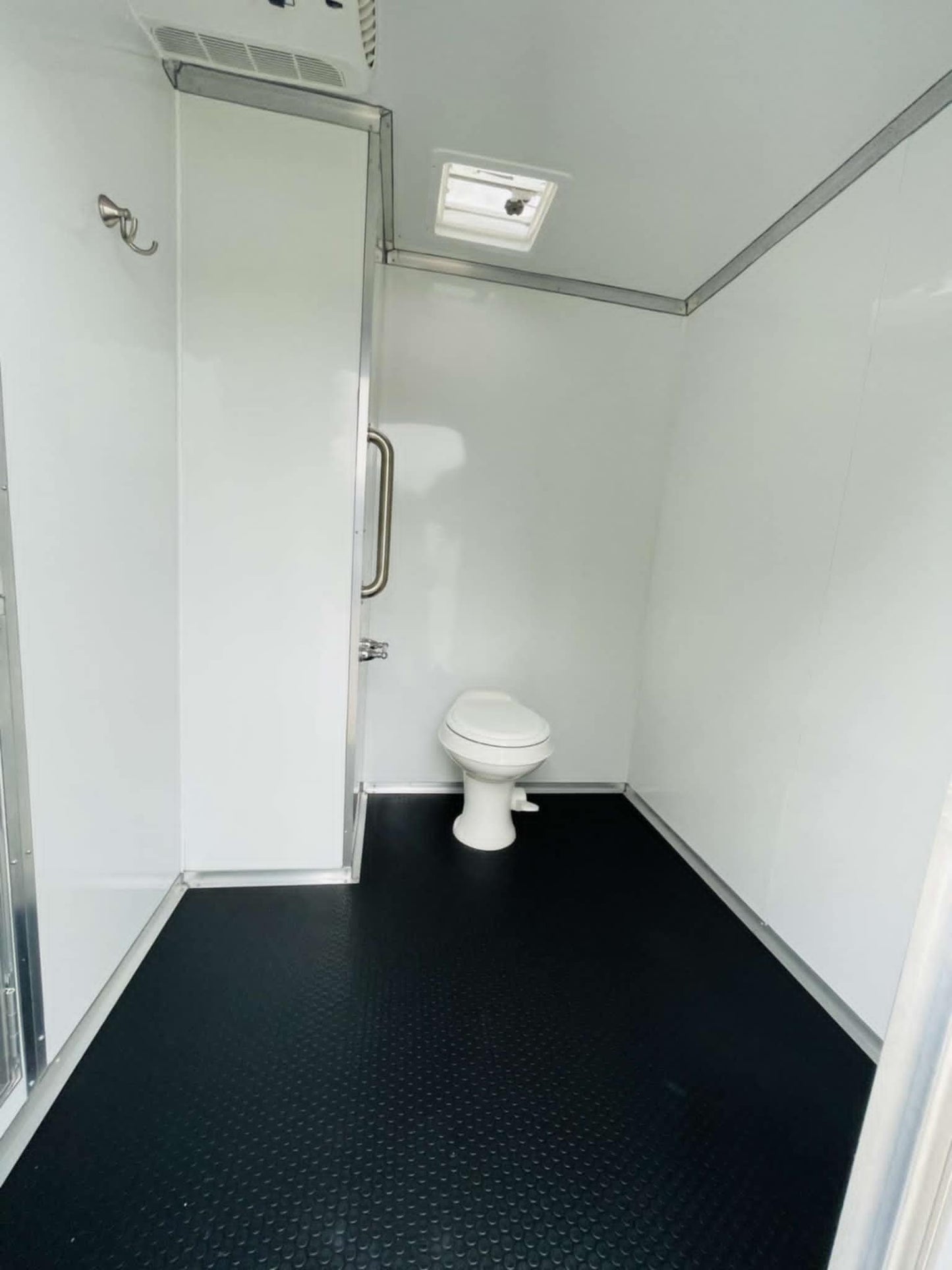 6x12SA Bathroom Build