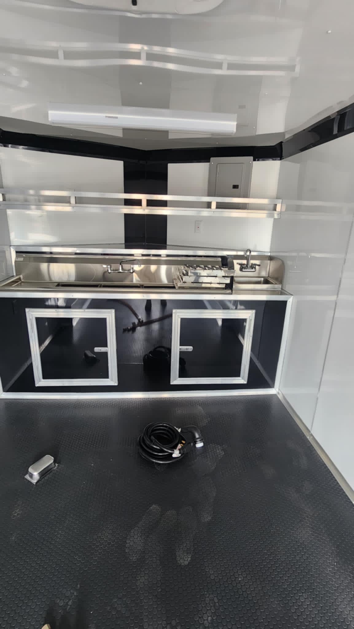 8.5x18TA Concession
