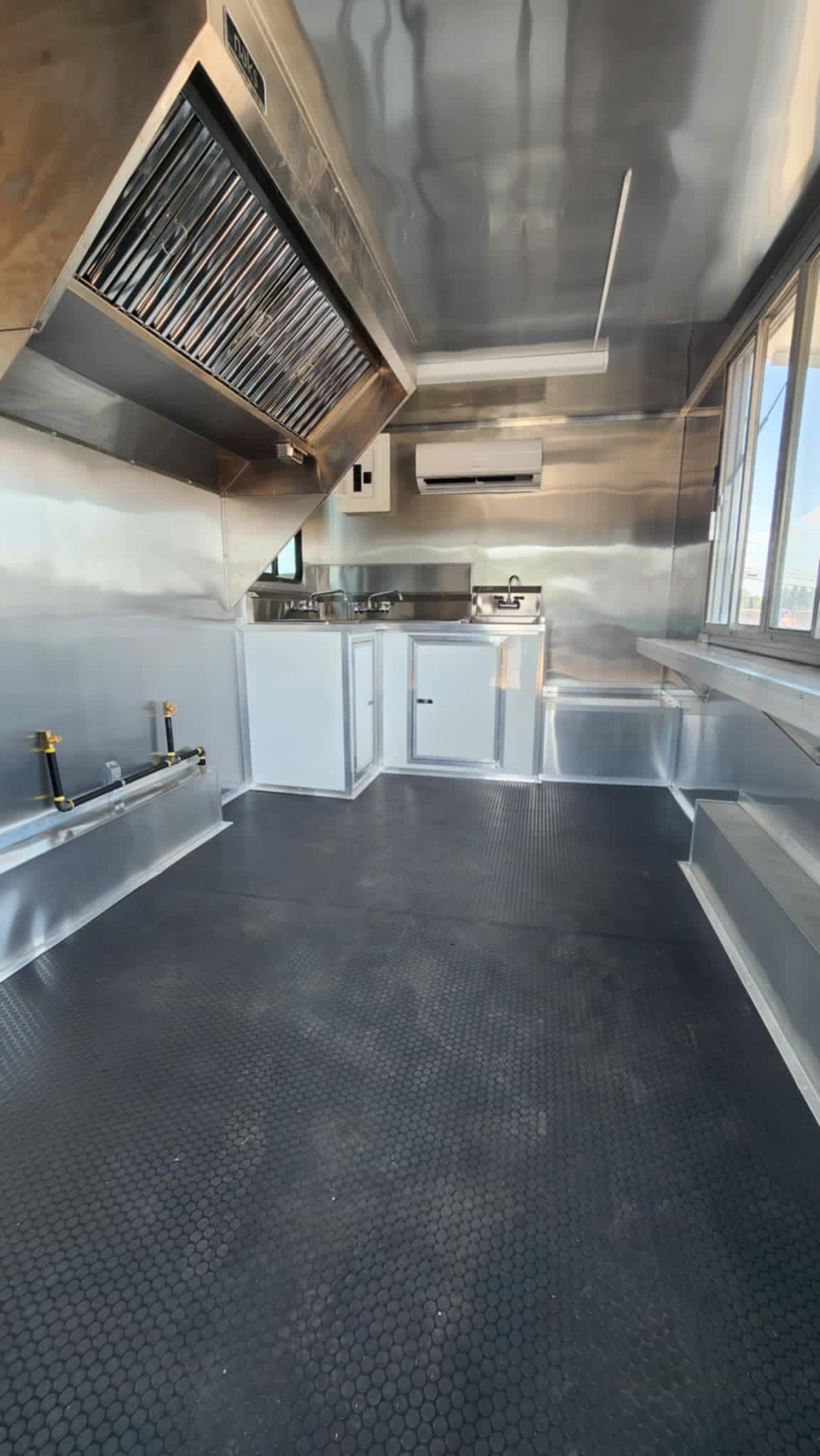 8.5x16TA Concession