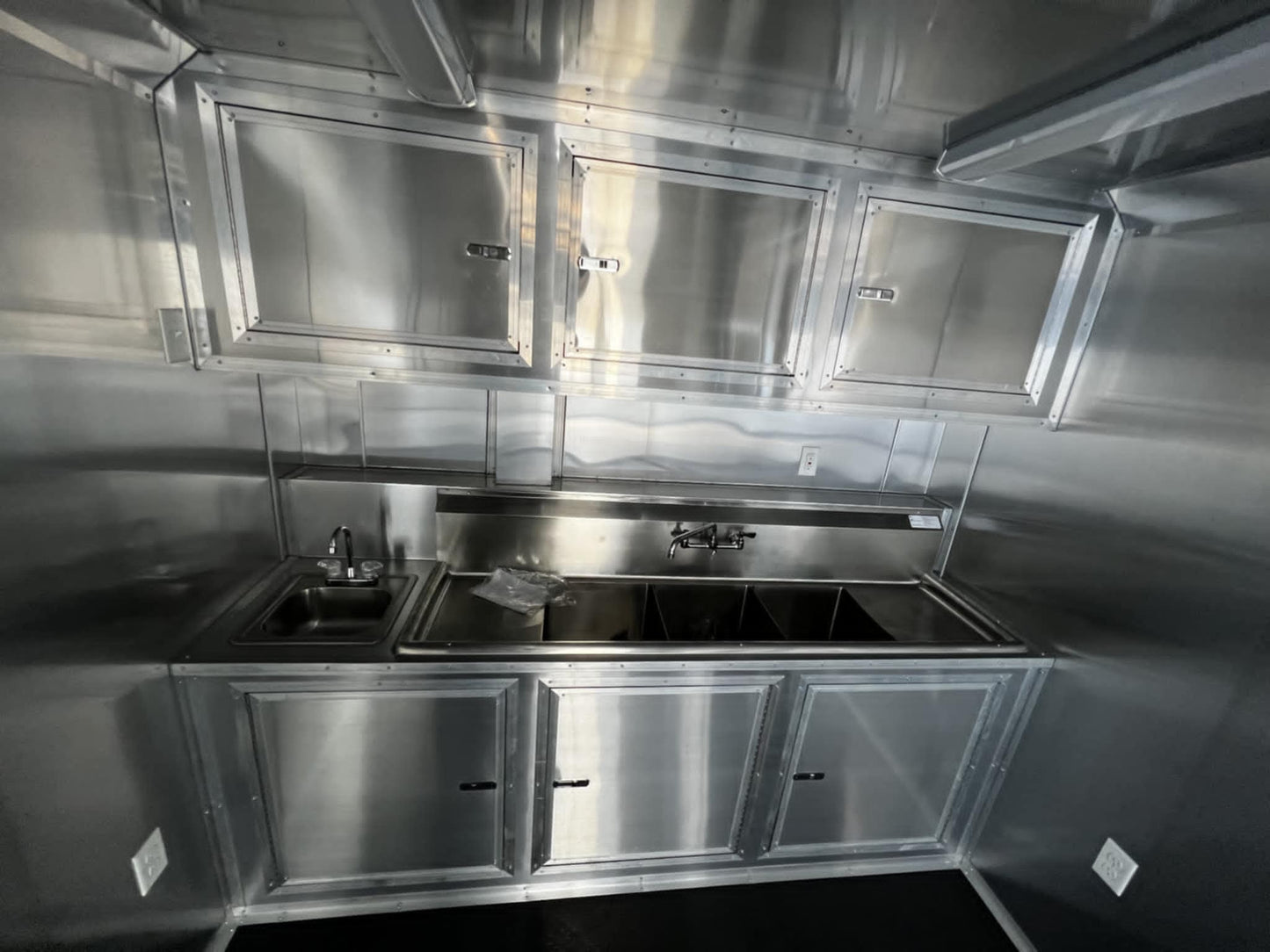 8.5x22TA BBQ Concession