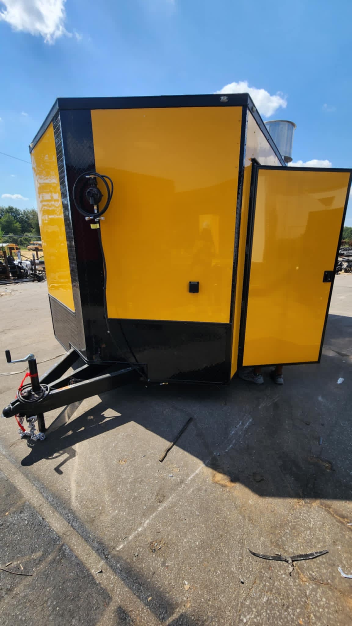 8.5x16TA Concession