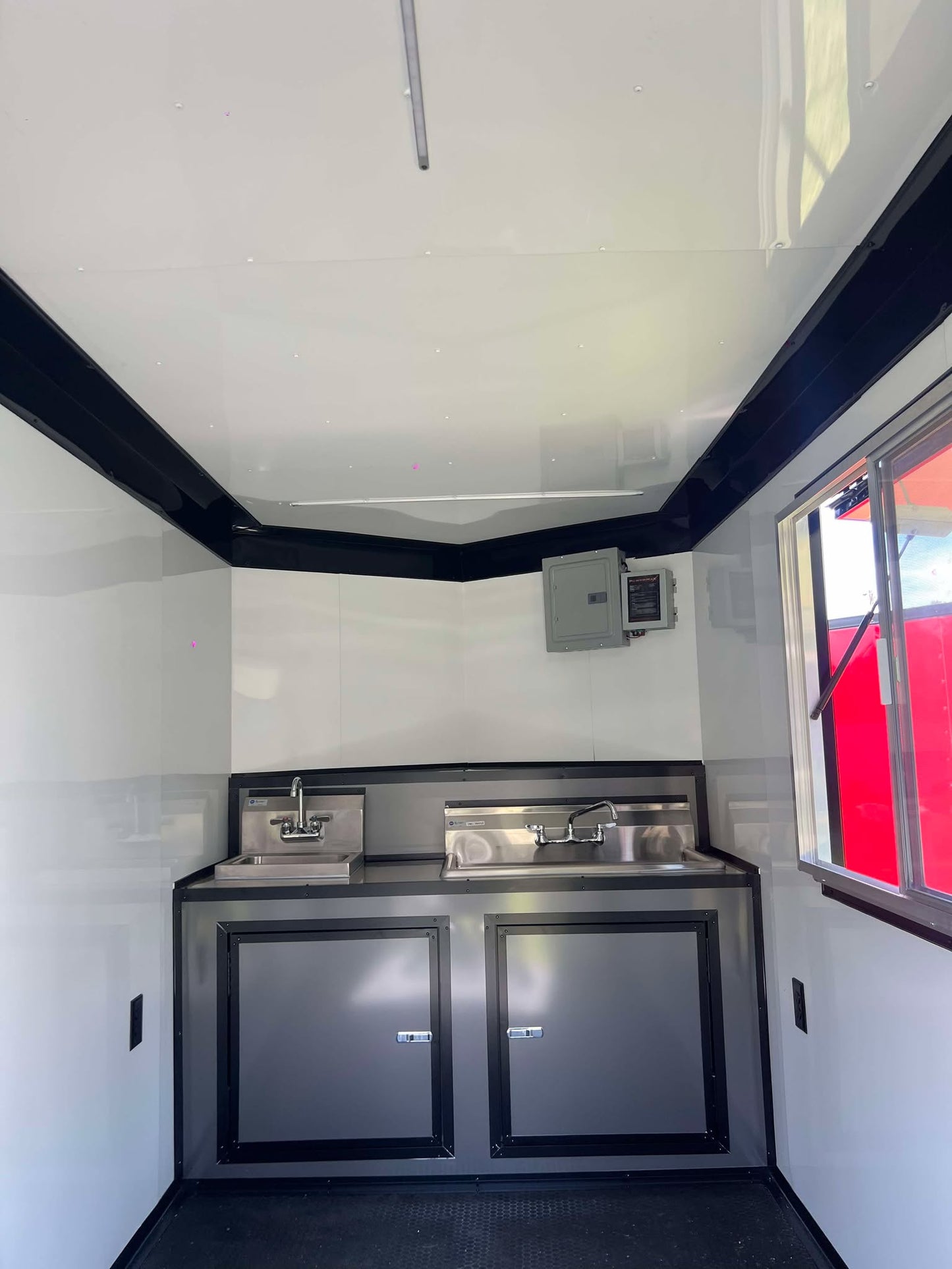 6x12SA Concession No Hood vent